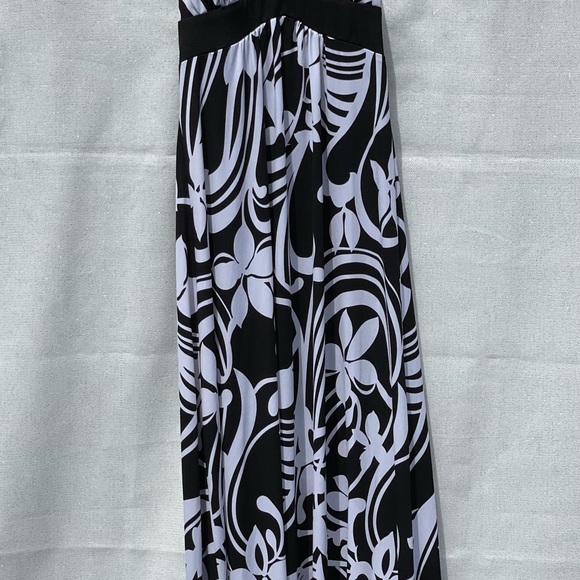 HALTER DRESS - Picture 7 of 8